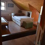V Moravskem Krasu V Obci Lipovec (Blansko)